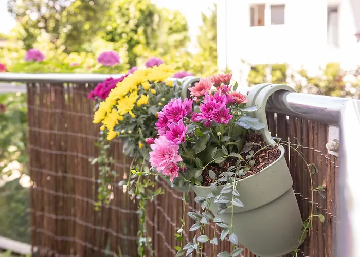 Privates Mit Bad, Kueche, Sofa & Balkon Lejlighed *