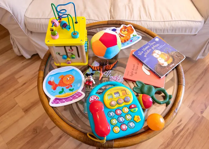 Privates Mit Bad, Kueche, Sofa & Balkon Lejlighed